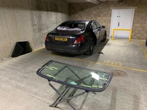 Mercedes Benz rear window replacement in Fulham