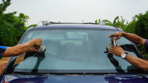 The Best Car Glass Repair and Replacement Center in South London